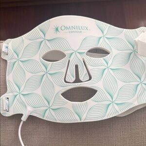 Omnilux Contour Face LED Light Therapy Mask – FDA Cleared Anti-Aging